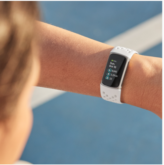 fitbit charge5Fitbit
